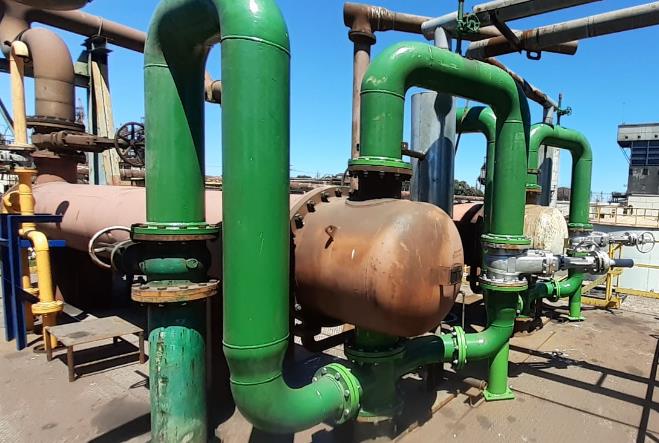 Fabricación y modificaciones condensador de aceite naftaleno
